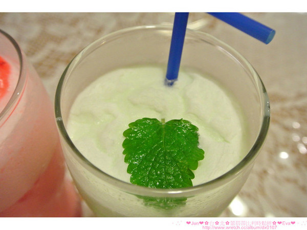 Le Petit Waffle蕾蓓蒂比利時鬆餅專賣店:【食記】oO。。台北 通化夜市 蕾蓓蒂比利時鬆餅(二訪) 盆栽提拉米蘇瓦芙大家吃過嘛?!。o○。