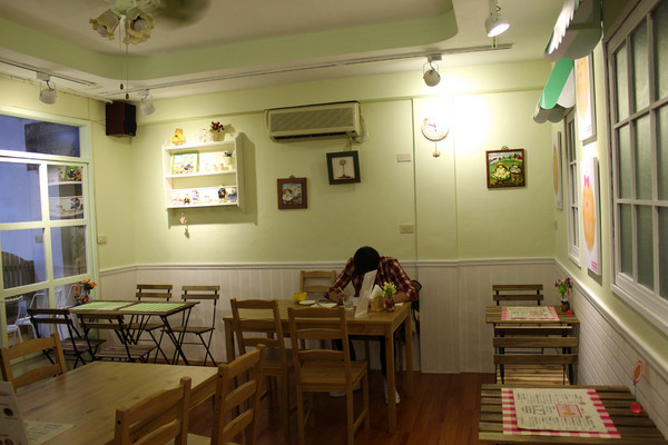 Le Petit Waffle蕾蓓蒂比利時鬆餅專賣店：[台北]巷弄裡的美味鬆餅 Le Petit Waffle蕾蓓蒂比利時鬆餅專賣店