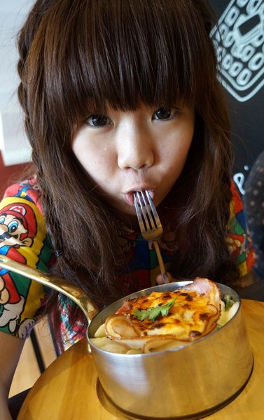 瓦法奇朵咖啡館：瓦法奇朵-為之驚艷美到不行的鬆餅布丁