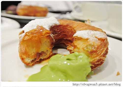 瓦法奇朵-信陽店-台北車站-補習街-牛排買一送一-可頌甜甜圈-61-015 (077)-1