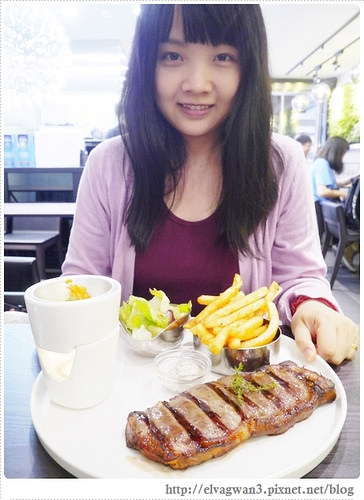 瓦法奇朵-信陽店-台北車站-補習街-牛排買一送一-可頌甜甜圈-35-133-1