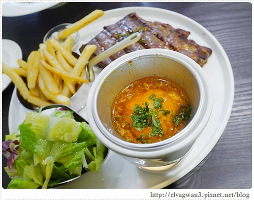 瓦法奇朵-信陽店-台北車站-補習街-牛排買一送一-可頌甜甜圈-29-095-1