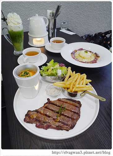 瓦法奇朵-信陽店-台北車站-補習街-牛排買一送一-可頌甜甜圈-21-074-1