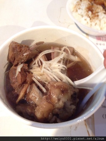 1060854_608059419224731_589477127_n