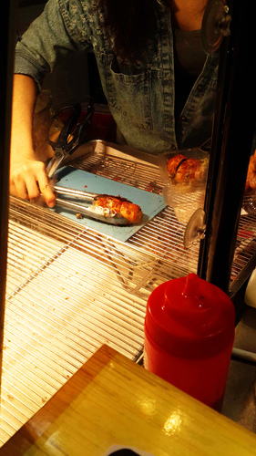 起士家族(旱溪夜市)：【羽諾食記】通化夜市~起司家族起司牛肉 雞肉捲