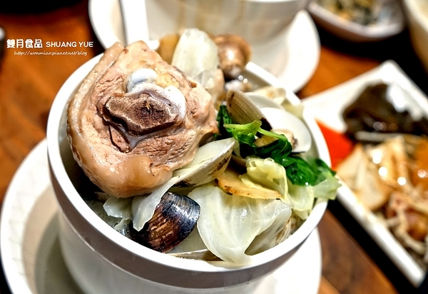 雙月食品社：養生美食／台大醫院周邊人氣湯品／燉補 推薦！！ ✿✿ 雙月食品社 ✿✿ (完整菜單)