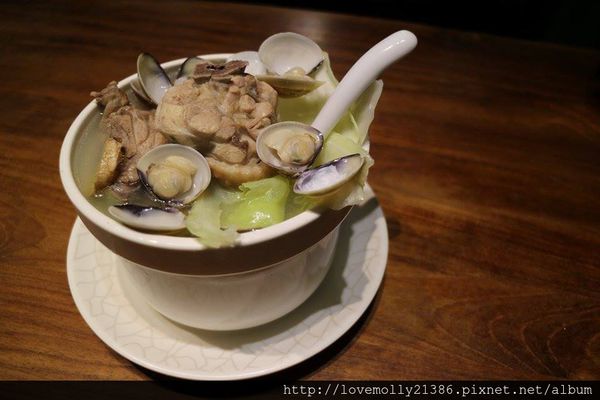 12053180_10201390018069496_1445336572_n