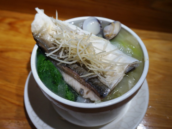 雙月食品社：善導寺：雙月食品社 - 四季皆宜的養生美食/料多又實在!