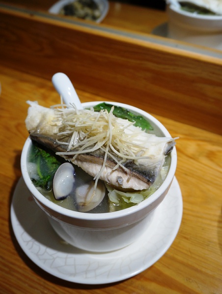 雙月食品社：善導寺：雙月食品社 - 四季皆宜的養生美食/料多又實在!