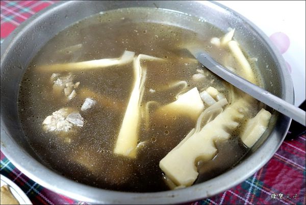 雙月雞湯 (12).JPG