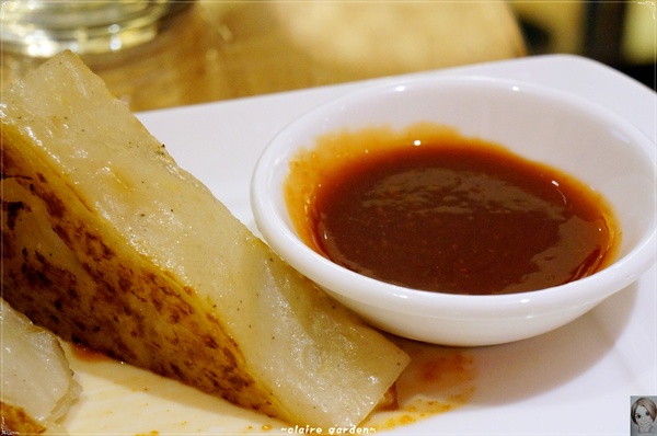 新港茶餐廳：[西門町小旅行]台北 捷運西門站 新港茶餐廳~人氣的新穎平價茶餐廳