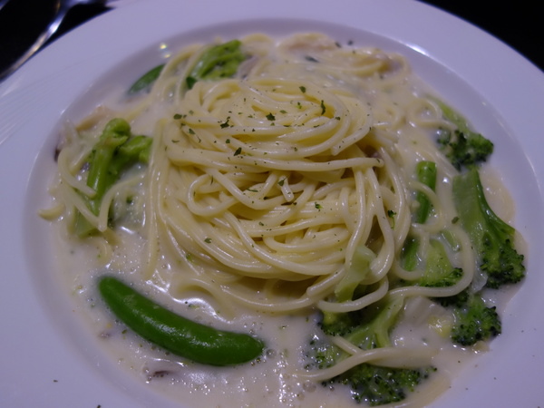 Dr. Pasta:Dr. Pasta+師大夜市+義大利麵+牛排+沙拉吧吃到飽+平價+奶油蔬菜義大利麵+沙朗牛排義大利麵+