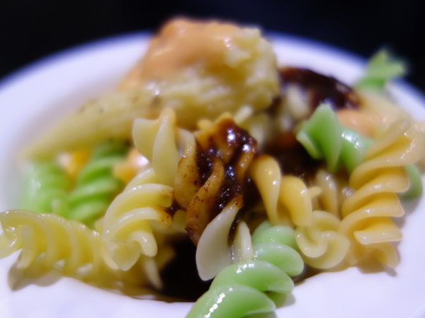 Dr. Pasta:Dr. Pasta+師大夜市+義大利麵+牛排+沙拉吧吃到飽+平價+奶油蔬菜義大利麵+沙朗牛排義大利麵+