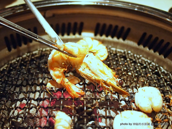 小匠屋：【食記】臉圓無怨尤,享受超值燒肉與甜美服務 @ 台中南屯-小匠屋日式燒肉-J-SHO YA