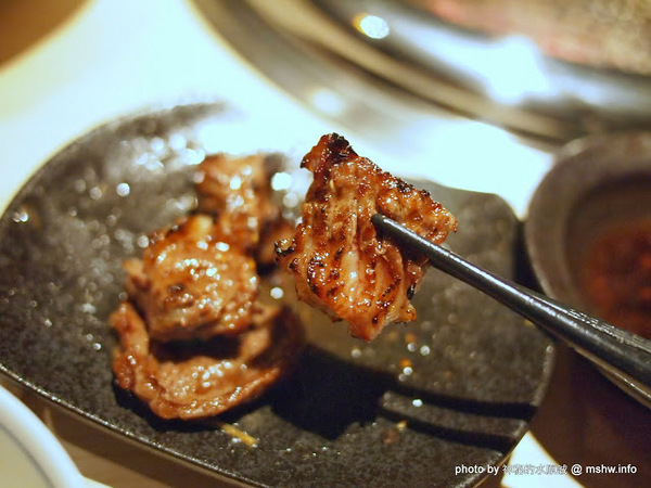 小匠屋：【食記】臉圓無怨尤,享受超值燒肉與甜美服務 @ 台中南屯-小匠屋日式燒肉-J-SHO YA