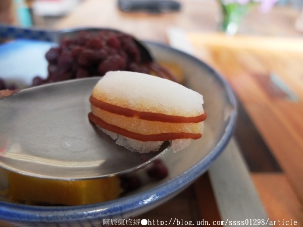 慕紅豆：【美食特搜。台南中西區】慕ㄇㄨˋ紅豆。柴燒紅豆湯 溫暖人心的甜味 巷弄裡的下午茶