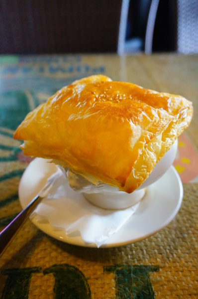 莫內咖啡:【桃園.新屋】莫內咖啡-『悠閒步調。南洋風情景觀餐廳』