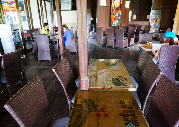 莫內咖啡:【桃園.新屋】莫內咖啡-『悠閒步調。南洋風情景觀餐廳』