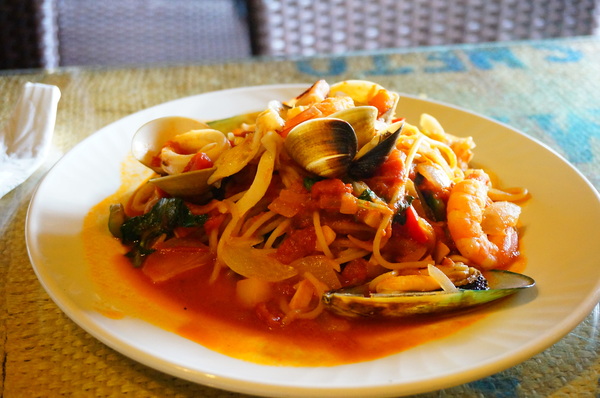 莫內咖啡:【桃園.新屋】莫內咖啡-『悠閒步調。南洋風情景觀餐廳』