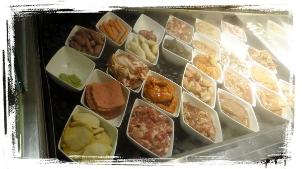 癮廚複合式燒烤：【口碑券23】食材超多樣化的癮廚複合式燒烤