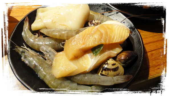 癮廚複合式燒烤：【口碑券23】食材超多樣化的癮廚複合式燒烤