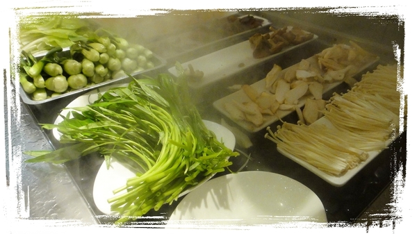 癮廚複合式燒烤：【口碑券23】食材超多樣化的癮廚複合式燒烤