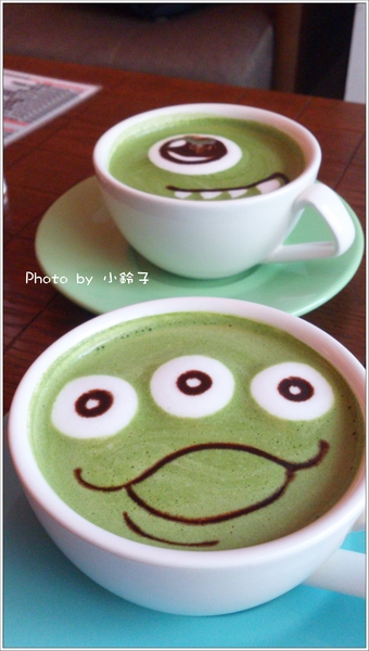 好窩咖啡：「好窩咖啡」可愛午茶瘋三眼怪~~