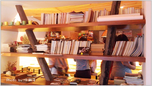 好窩咖啡：「好窩咖啡」可愛午茶瘋三眼怪~~