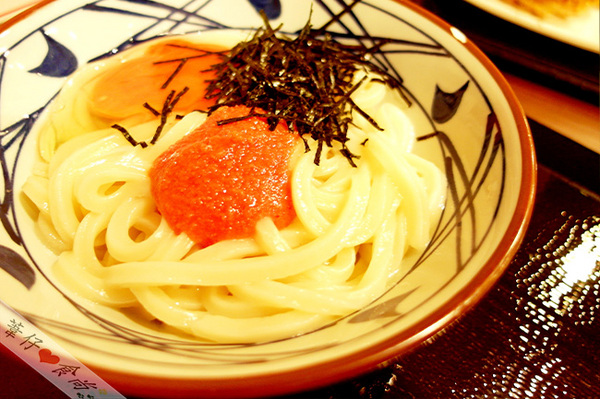 丸龜製麵(心齋橋店)：當濃濃山藥泥遇上半熟蛋的超美味烏龍!