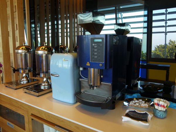 旗津道酒店In Young Hotel：＜住宿＞ 無敵海景 旗津道酒店 In Young Hotel