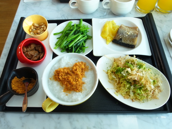 旗津道酒店In Young Hotel：＜住宿＞ 無敵海景 旗津道酒店 In Young Hotel