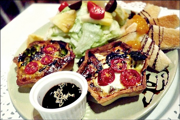 Healing 藝術餐廳:【Healing 藝術餐廳】中山站美食,心和胃一起被療癒了