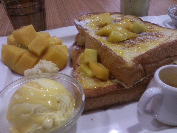 鯊魚咬吐司(館前店)：初訪~翻桌率和CP值都超高的人氣鯊魚咬吐司