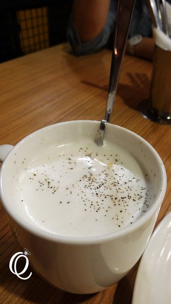 鯊魚咬土司(館前店)：歡樂時光不中斷~鯊魚咬吐司-Shark Bites Toast