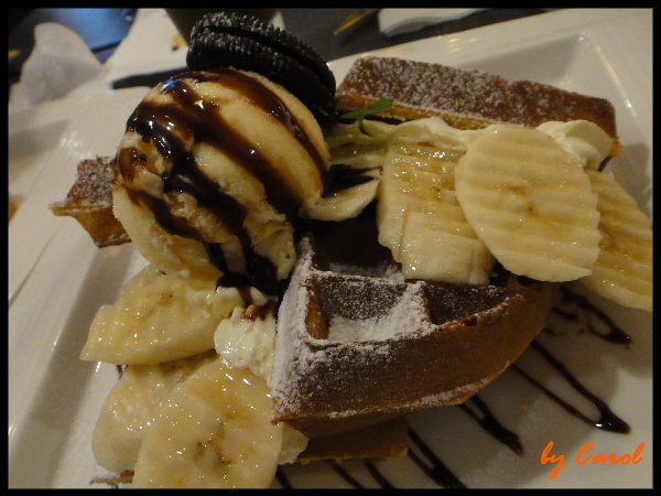 鯊魚咬土司(大直店):悠閒的一天,初訪『鯊魚咬吐司』下午茶吃就是要吃鬆餅!