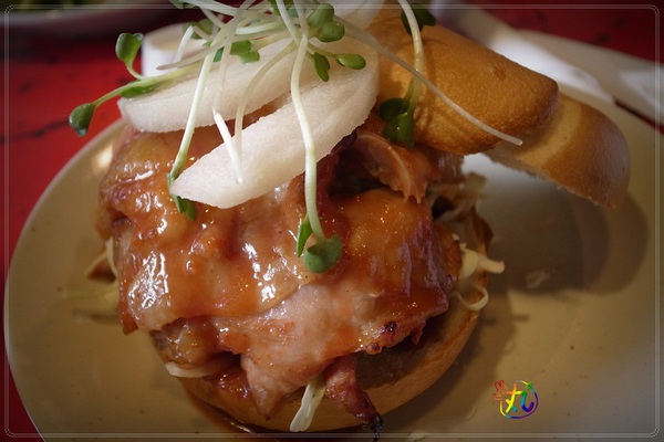 好，丘good cho's：北市。信義║好，丘good cho's～平價貝果選擇多樣化！