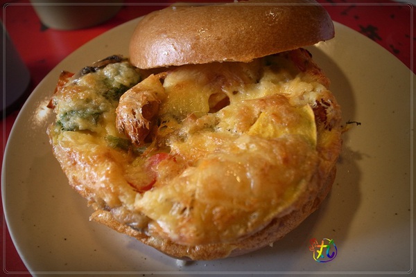 好，丘good cho's：北市。信義║好，丘good cho's～平價貝果選擇多樣化！