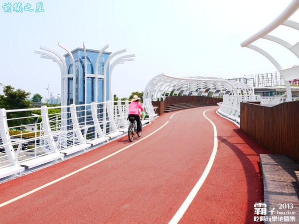 前鎮之星：「前鎮之星」飛翔吧！鋼鐵巨龍般的自行車橋