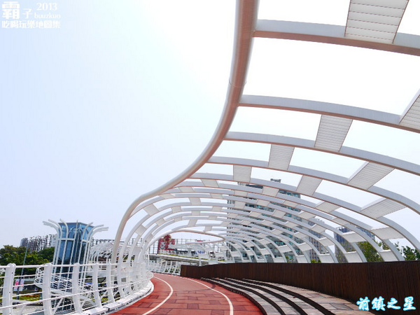 前鎮之星：「前鎮之星」飛翔吧！鋼鐵巨龍般的自行車橋