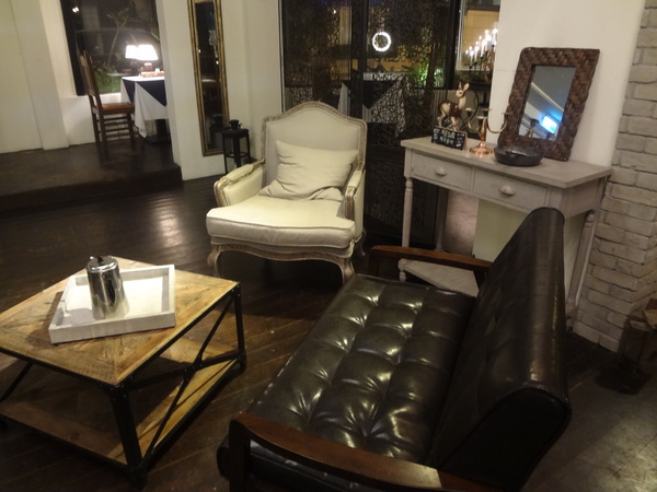 宇宙天堂 Paradise Space：1020126[官本金文愛台灣]宇宙天堂Paradise Space讓您的小宇宙無限爆發因為食物超好吃與美麗的歐洲風格