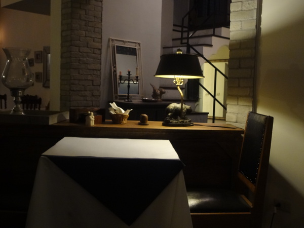 宇宙天堂 Paradise Space：1020126[官本金文愛台灣]宇宙天堂Paradise Space讓您的小宇宙無限爆發因為食物超好吃與美麗的歐洲風格