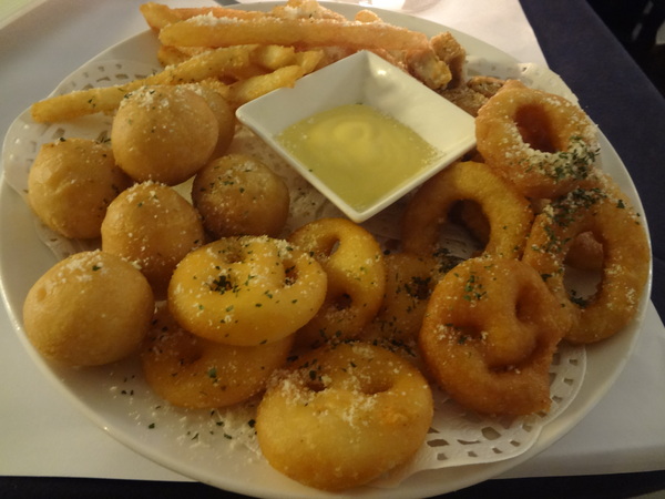 宇宙天堂 Paradise Space：1020126[官本金文愛台灣]宇宙天堂Paradise Space讓您的小宇宙無限爆發因為食物超好吃與美麗的歐洲風格