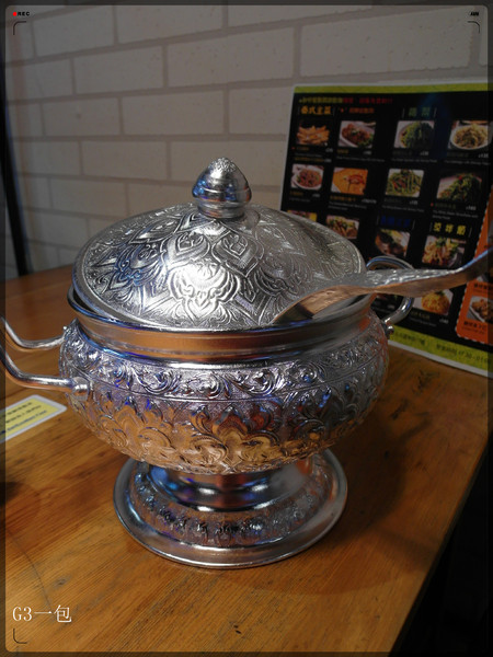 香菜餐廳Bar: 【口碑券03】適合聚餐看大螢幕的運動餐廳『香菜餐廳Bar』