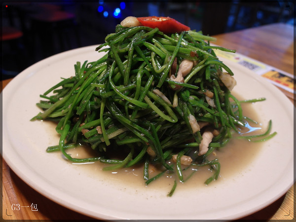 香菜餐廳Bar: 【口碑券03】適合聚餐看大螢幕的運動餐廳『香菜餐廳Bar』