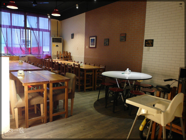 香菜餐廳Bar: 【口碑券03】適合聚餐看大螢幕的運動餐廳『香菜餐廳Bar』