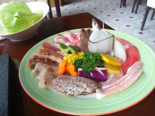 丹野燒肉：[台中燒烤][丹野燒肉]大啖肉品的燒肉饗宴!