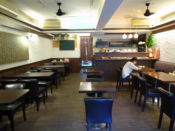 御膳煲 養身雞湯館:<試吃> 雞湯裡面有靈芝耶~御膳煲養身雞湯館