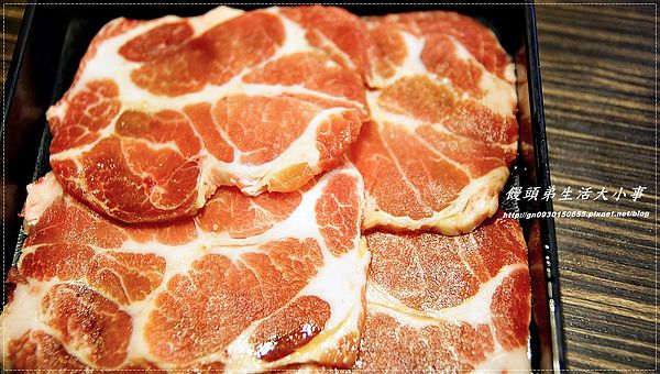 燒肉眾(中和環球店):【食記/新北市】有看過會牽絲的起司生蠔嗎??♪♪燒肉眾-日式精緻炭火燒肉♪♪