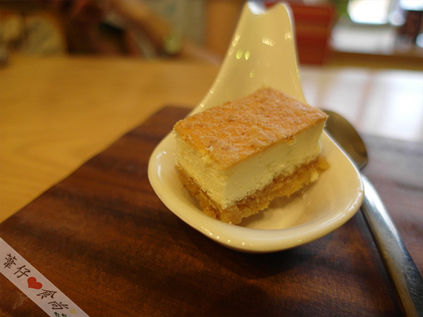 Together：吐司流血了？原來是together超夯半價草莓之蜜糖土司來襲!