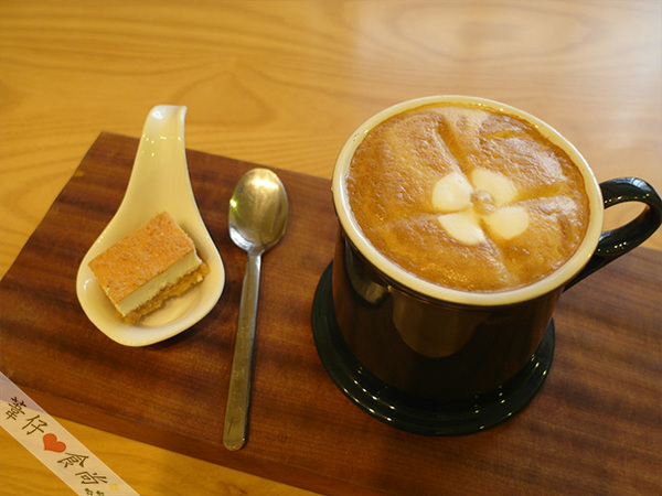 Together：吐司流血了？原來是together超夯半價草莓之蜜糖土司來襲!